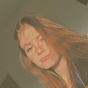 Meet your Posher, Katelyn